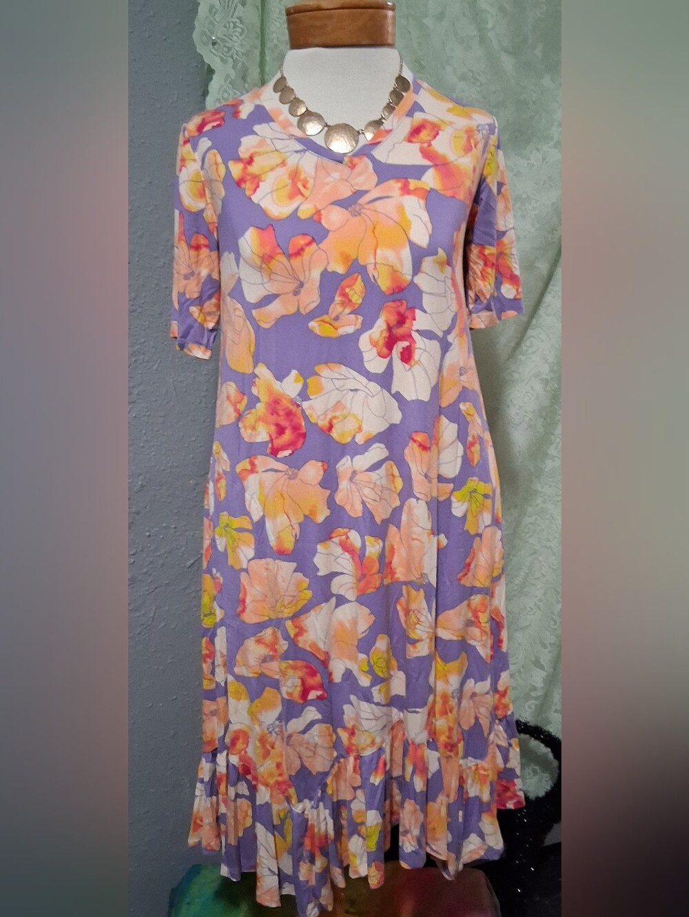 LOGO by Lori Goldstein Lavender Floral Midi Dress with Peach Accents